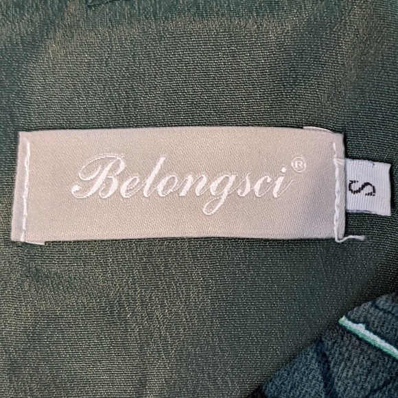 Belongsci Green Leaf V-Neck Knee Length Dress w/ Flounce Bell Sleeves Size S NEW - Picture 4 of 6